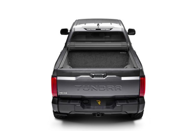 BAK 2022+ Toyota Tundra 5.5ft Bed Revolver X4S Bed Cover on truck
