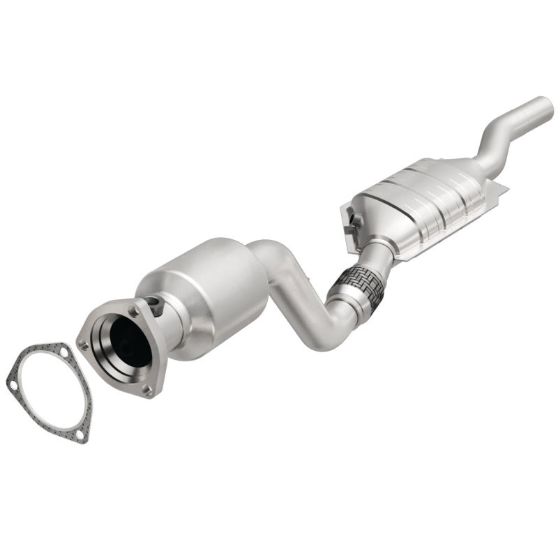 MagnaFlow Direct Fit Catalytic Converter 03 Volkswagen Passat 2.8L Secondary image