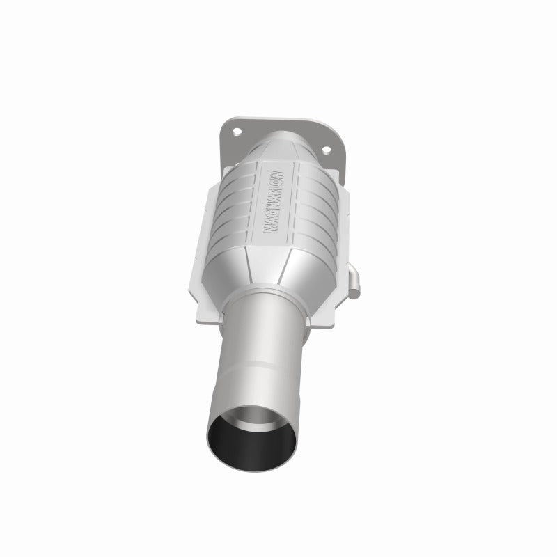 MagnaFlow Conv DF GM 86 90 direct-fit catalytic converter for offroad performance.