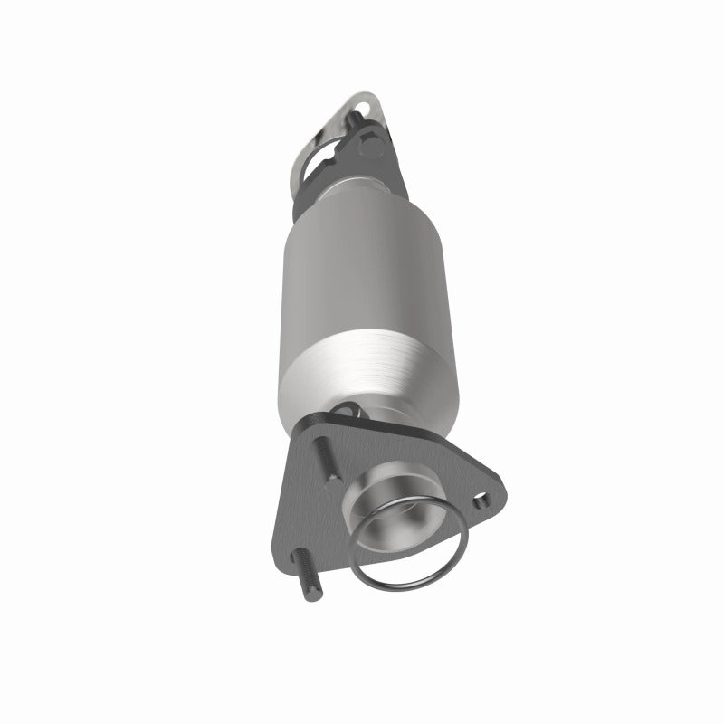 MagnaFlow Conv DF 05-15 Nissan Xterra V6 4.0L catalytic converter for offroad performance upgrades.