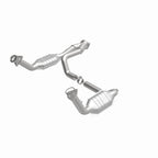MagnaFlow Conv DF 02-06 Cadillac Escalade / 02-06 Chevy Avalanche 5.3L Dual Conv Y-Pipe Assembly 2WD for offroad performance