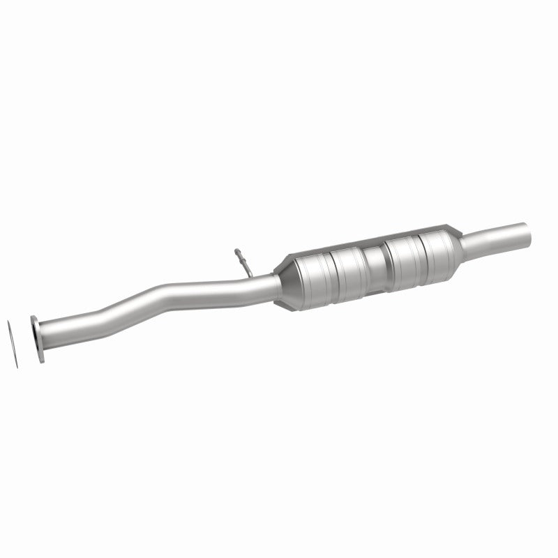 MagnaFlow Conv DF 00-01 Excursion With 5.4L A catalytic converter for performance offroad parts.