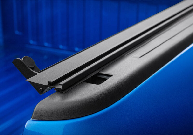 BAK 19-24 Dodge Ram (w/o Ram Box) Revolver X4ts 5.7ft Bed Cover w/T-Slot Rails close-up view