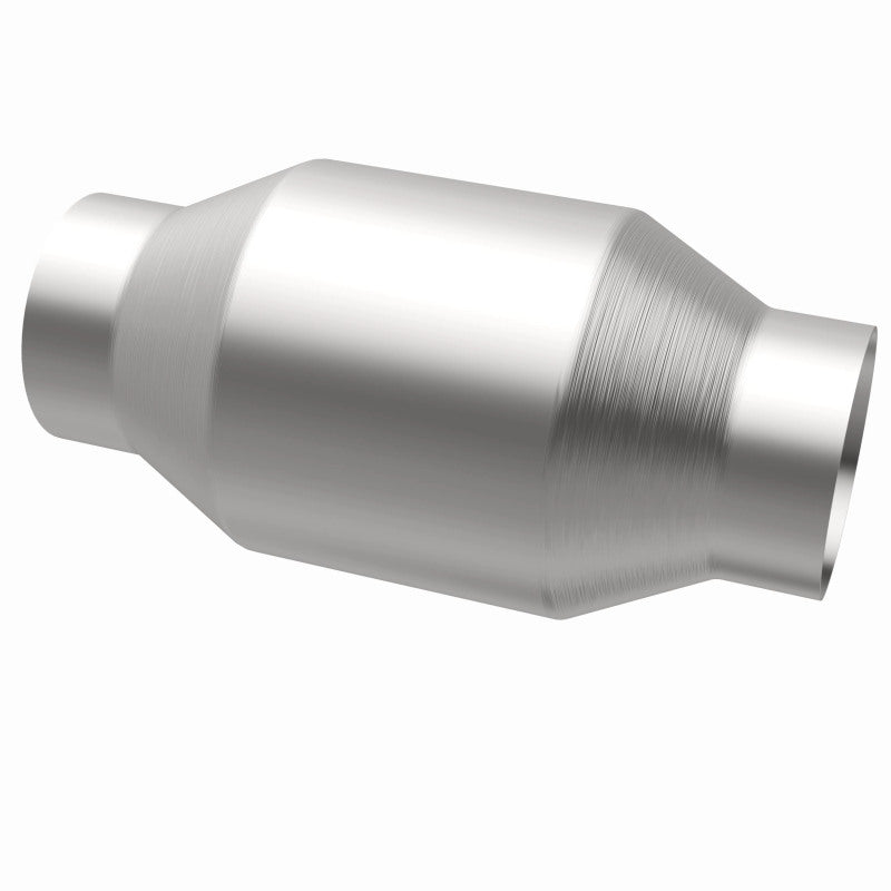 MagnaFlow Conv Univ 2.5in Inlet/Outlet Center/Center Round catalytic converter for offroad performance upgrades.