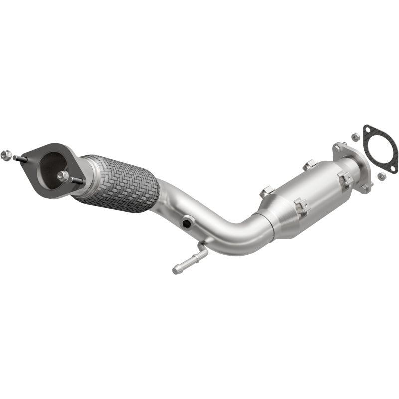 MagnaFlow 17-20 Nissan Rogue Sport Rear Underbody 2L Direct Fit Converter Secondary image