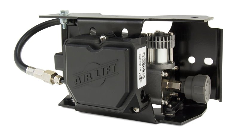 Air Lift Wireless One (2nd Generation) w/EZ Mount system for offroad performance upgrades.