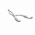 MagnaFlow 20-21 Ford Transit-150 Single Underbody V6 3.5L RWD Direct-Fit Catalytic Converter for performance offroad upgrades.