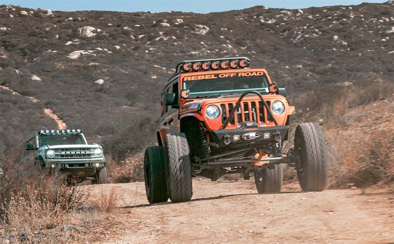 MagnaFlow 19+ Jeep Wrangler JL Overland Series Cat-Back Performance Exhaust System off-road driving with lifted vehicles
