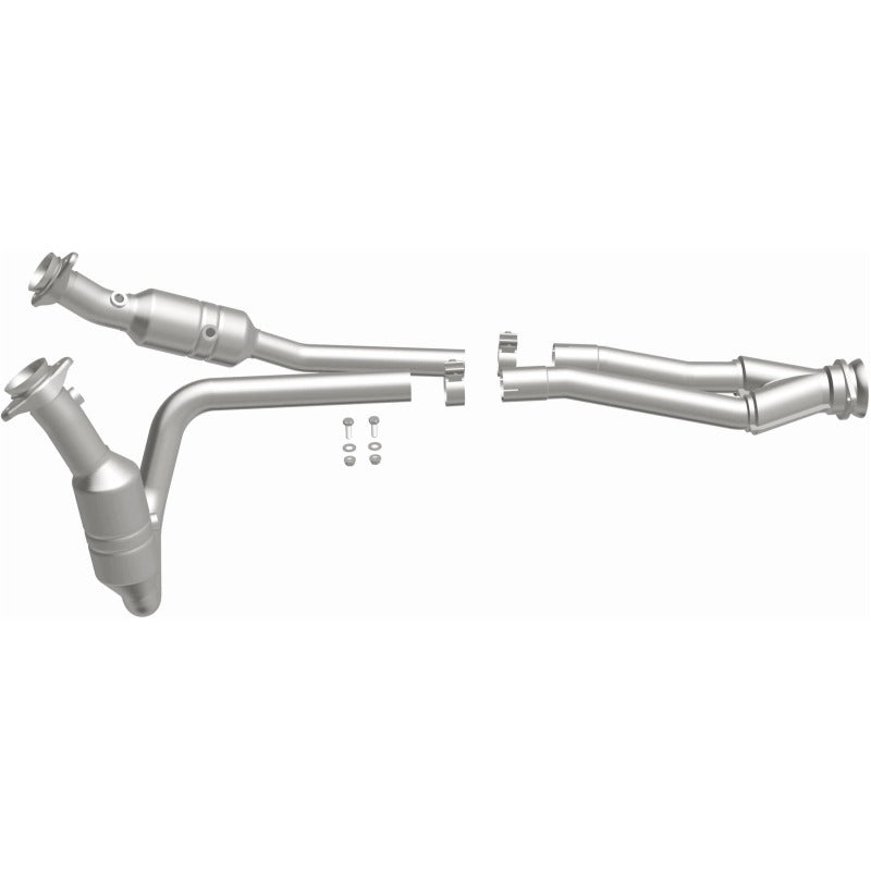 MagnaFlow Conv Direct Fit 2015 Ford Transit-150/250/350 V6 3.7L catalytic converter for offroad performance upgrades.