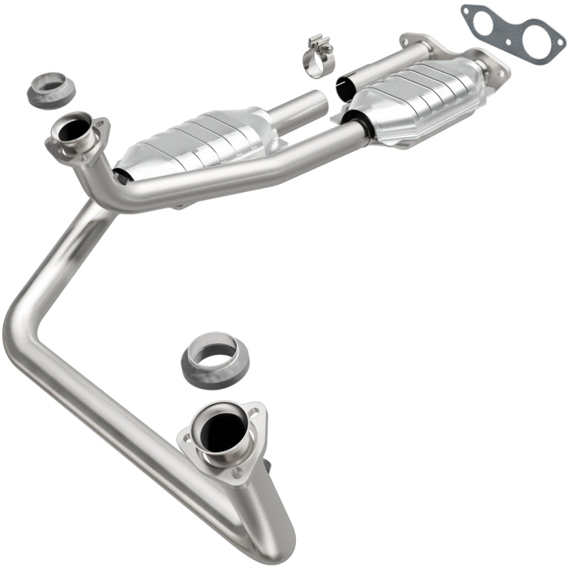 MagnaFlow Direct Fit Catalytic Converter California Grade 96-00 GM Tahoe/Yukon/Escalade 5.7L Secondary image