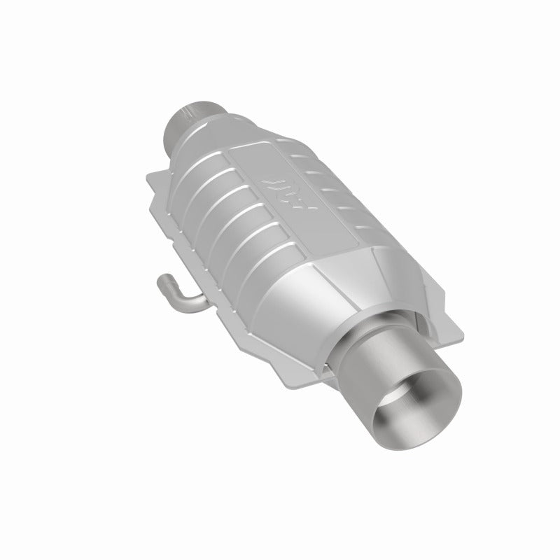 MagnaFlow Conv Universal 2.5 inch T2 Rear catalytic converter for offroad performance upgrades