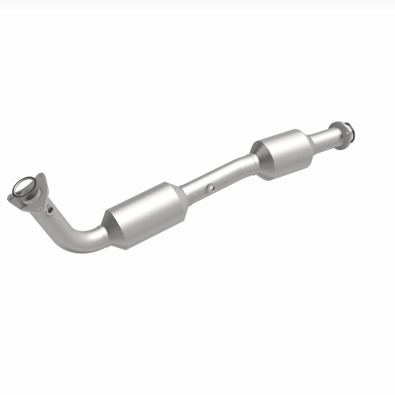 Magnaflow Conv DF 07-08 Toyota Tundra 5.7L P/S catalytic converter for offroad performance upgrades.