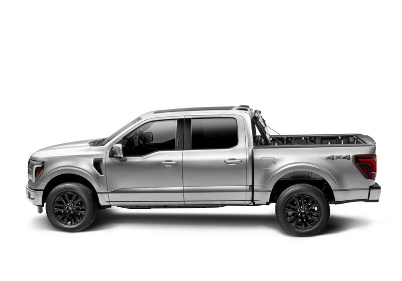 BAK 99-07 Ford Super Duty 8ft Bed BAKFlip G2 on truck