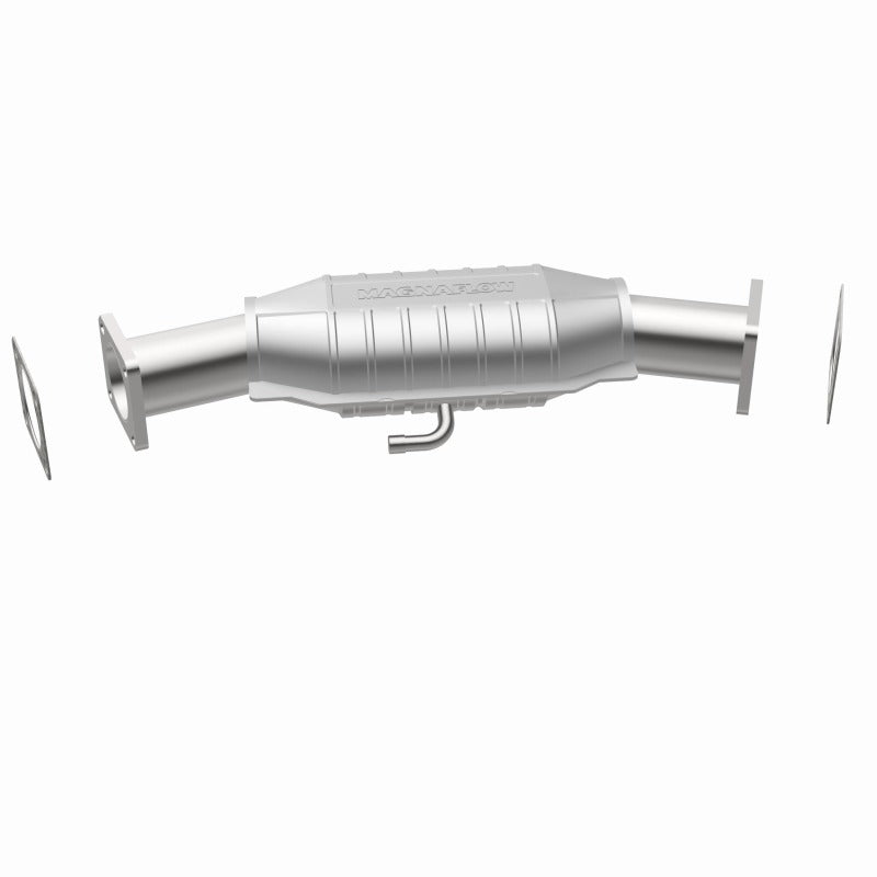 MagnaFlow Conv DF GM 78 81 direct-fit catalytic converter for offroad performance upgrades.