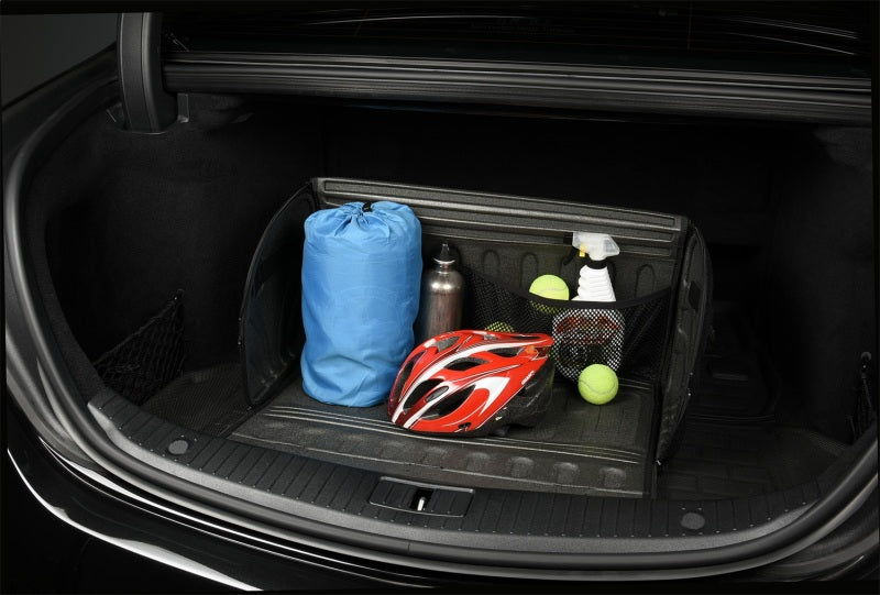3D MAXpider 27.5in x 12in x 12.5in 3D Handy Trunk Carbon Fiber - Black with gear in trunk