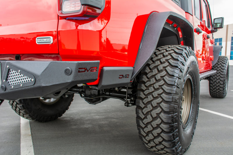 DV8 Offroad 2019+ Jeep Gladiator Bedside Sliders with offroad tires