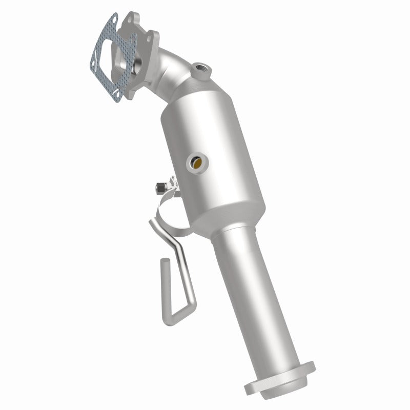 MagnaFlow Conv Direct Fit OEM 12-17 Jeep Wrangler 3.6L Underbody catalytic converter for performance offroad parts
