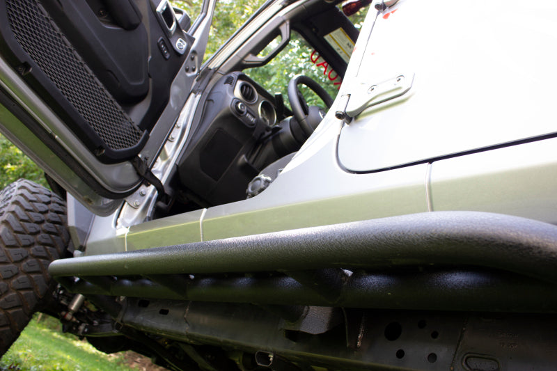 Fishbone Offroad 2018+ Jeep Wrangler JL Step Slider 4 Door side view with offroad tires.