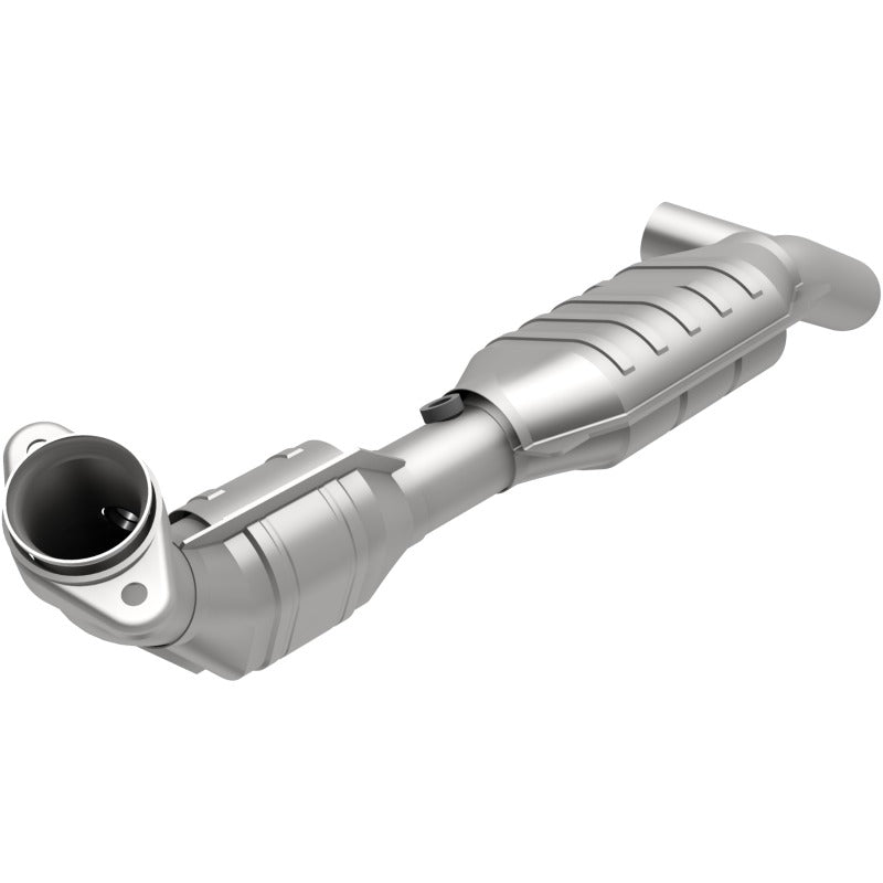 MagnaFlow Direct Fit Catalytic Converter 03 Lincoln Navigator 5.4L Secondary image