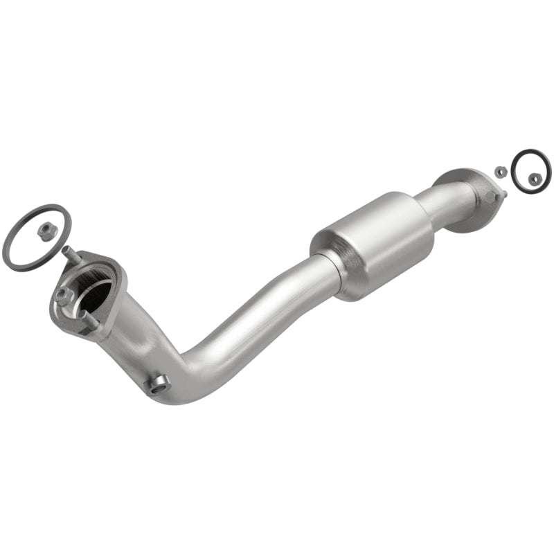 MagnaFlow Direct Fit Catalytic Converter 13-15 RAV4 2.5 Underbody Secondary image