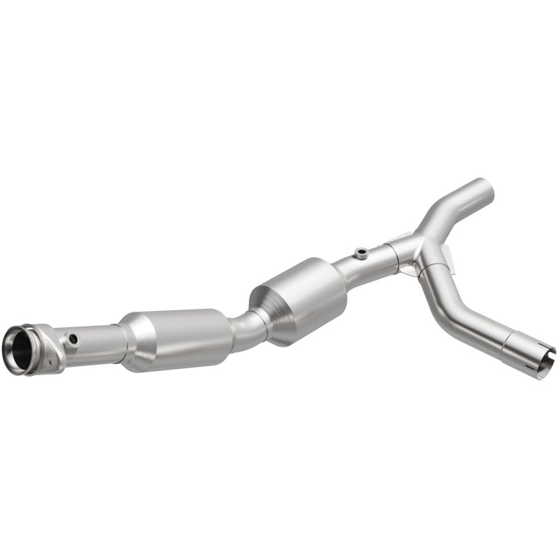 MagnaFlow 2007 Ford E-150 4.6L Direct Fit Converter Secondary image