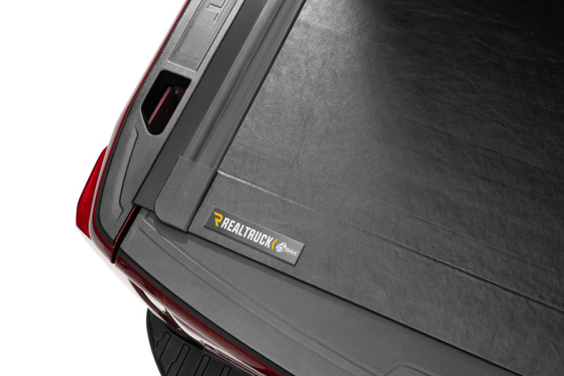 BAK 2020 Chevy Silverado 2500/3500 HD 6ft 9in Bed Revolver X2 hard cover