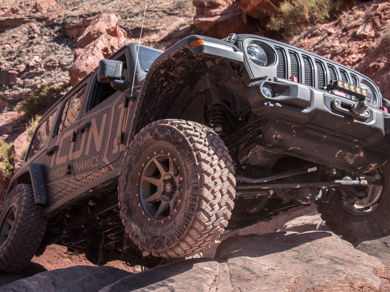 ICON 2018+ Jeep Wrangler JL 2.5in Stage 1 Suspension System on rocks