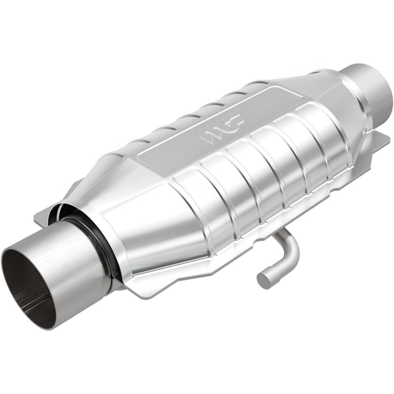 MagnaFlow Conv Univ 2.5 W/Air FED universal catalytic converter