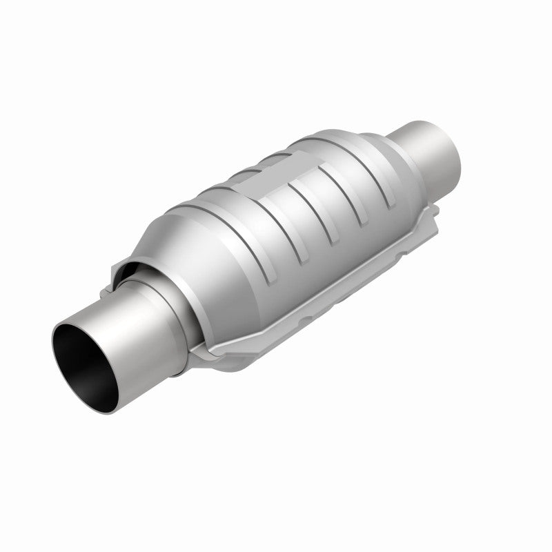 MagnaFlow Conv Univ 2.5 catalytic converter for offroad trucks