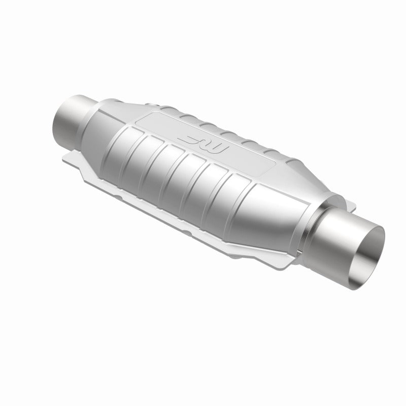 MagnaFlow Conv Univ 2.5 Single O2 Boss catalytic converter
