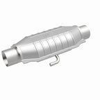 MagnaFlow Conv Universal 2.5 inch T2 Rear catalytic converter for offroad performance upgrades