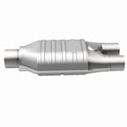 MagnaFlow Conv Univ 2.5/2 S/D FED catalytic converter for offroad performance upgrades