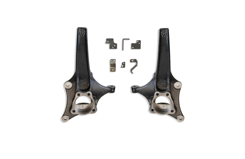 MaxTrac 19-20 GM C1500 2WD 3.5in Front Lift Spindles w/Extended DOT Compliant Brake Lines and installation hardware.