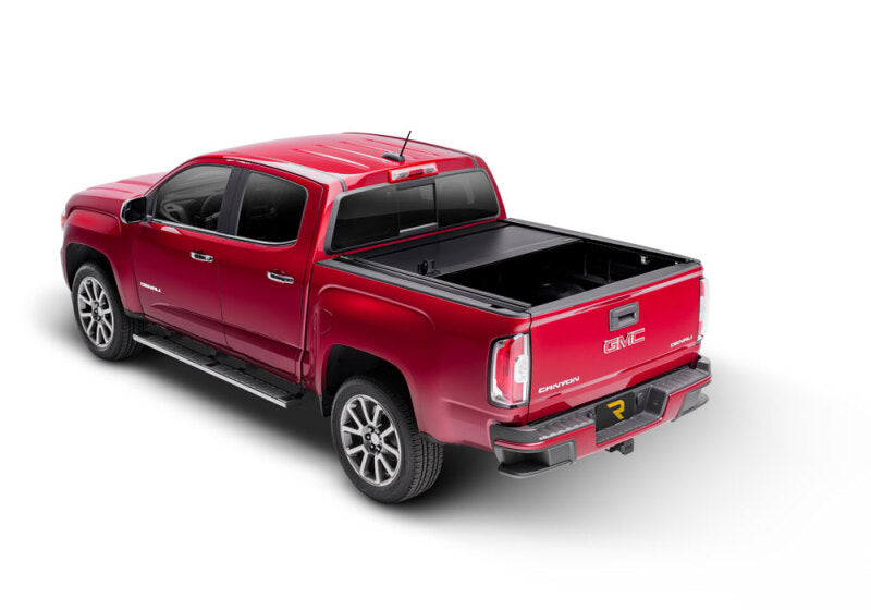 Retrax 2023 GM Colorado/Canyon 5ft Bed RetraxONE MX on red truck