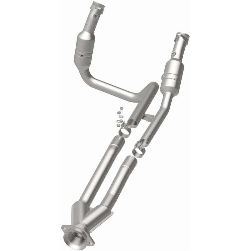 MagnaFlow Conv Direct Fit 2015 Ford Transit-150/250/350 V6 3.7L catalytic converter for offroad performance upgrades.