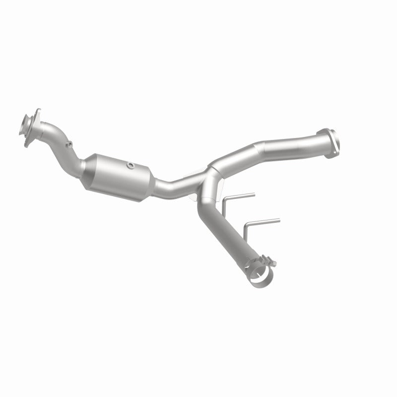 MagnaFlow 15-17 Ford F-150 XL V6 3.5L OEM Grade Direct Fit Catalytic Converter for offroad performance upgrades