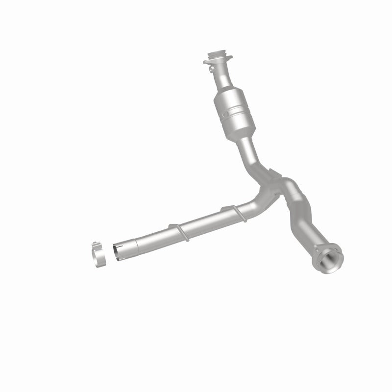 Magnaflow Conv DF 2011-2014 F-150 5.0L Underbody catalytic converter for performance offroad parts.