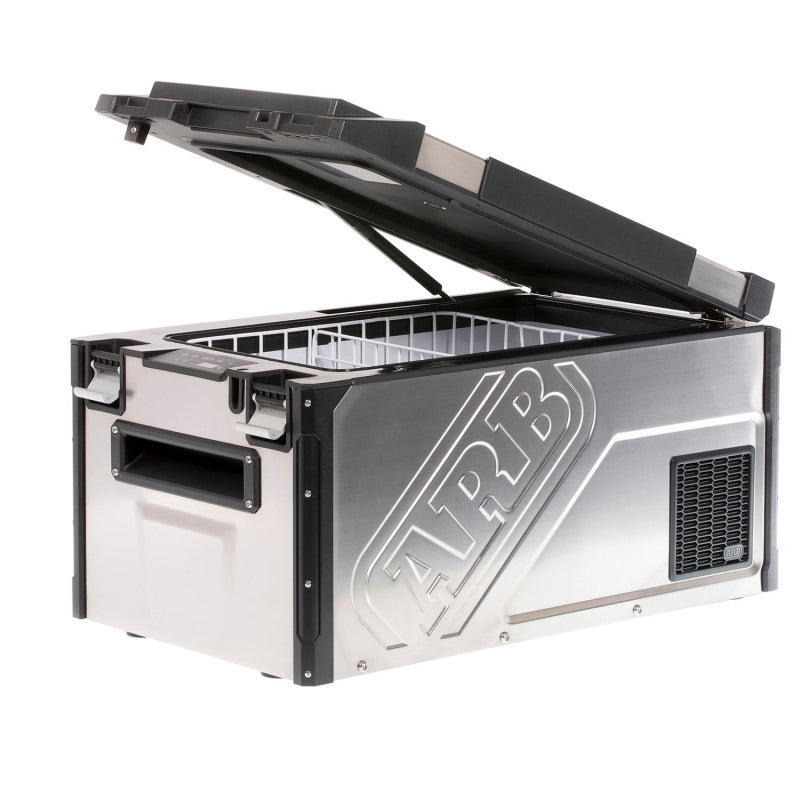 ARB Ss Fridge 63 Quart Usa B Plug for offroad adventures