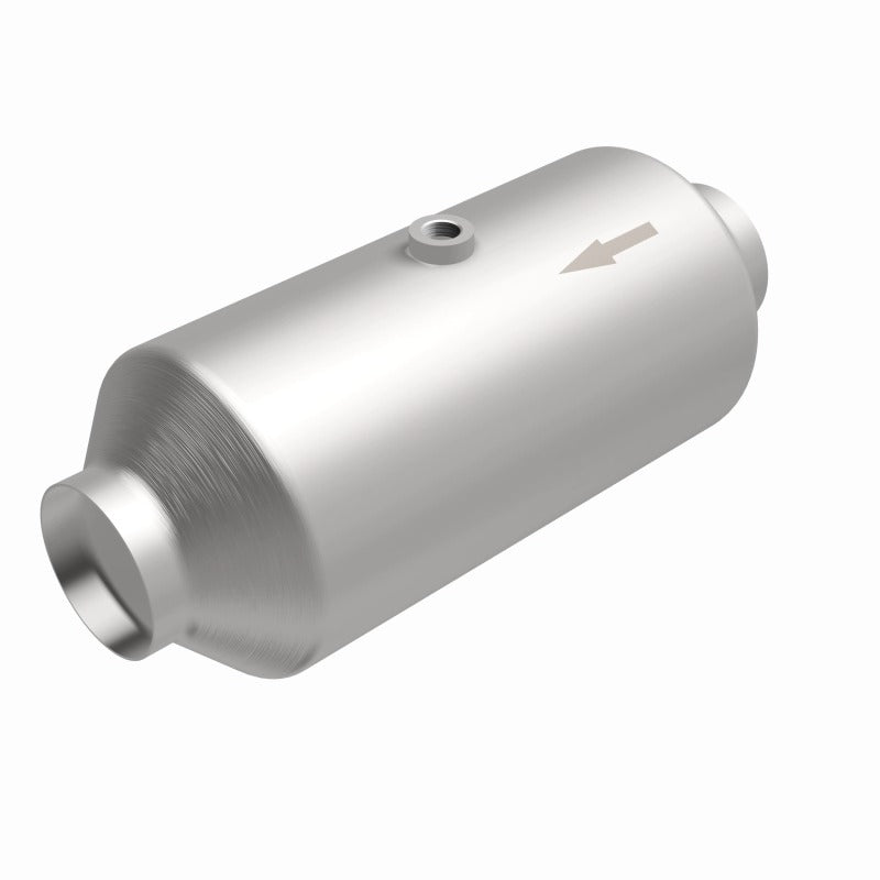 Magnaflow 3.00in. C/C 6in. spun body Universal Converter for offroad performance upgrades