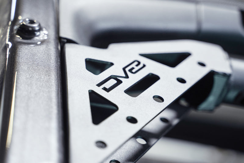 DV8 Offroad 18-23 Jeep Wrangler JL 4-Door Speaker/Light Bar Mount close-up