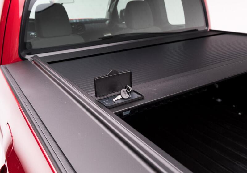 Retrax 2024 Toyota Tacoma 5ft Bed RetraxONE MX key lock interior