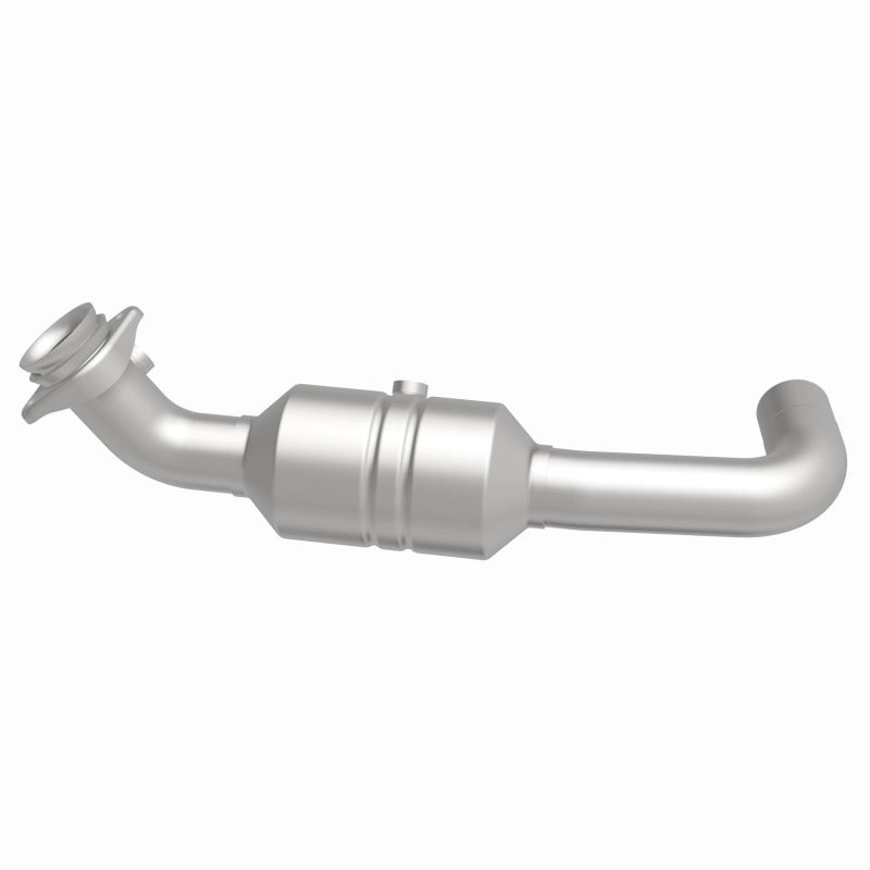Magnaflow Conv DF 2011-2014 F-150 5.0L Underbody catalytic converter for offroad performance upgrades.