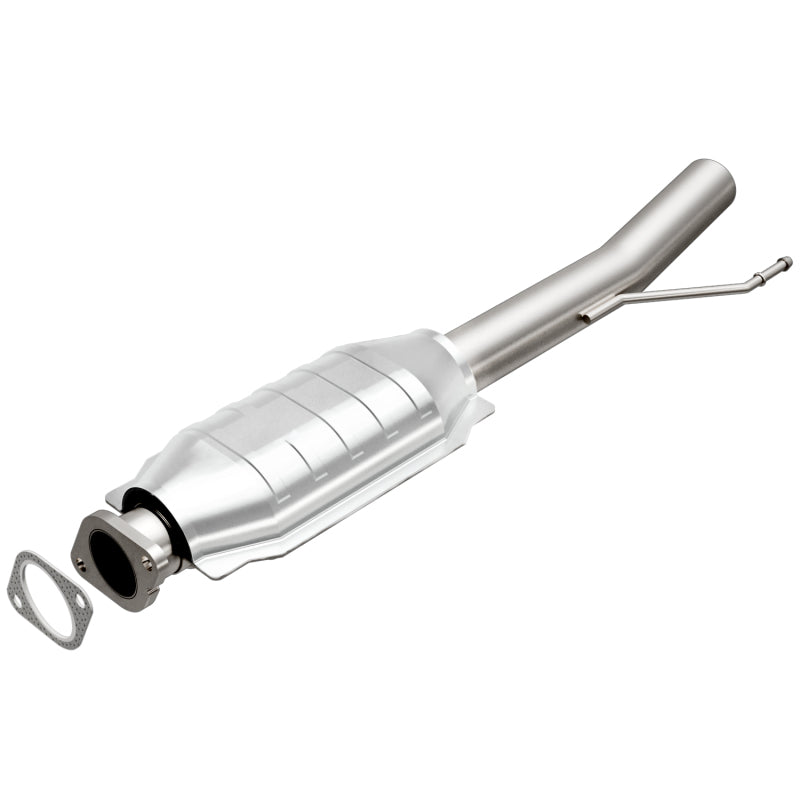 MagnaFlow Direct Fit Catalytic Converter 05-09 Escape/Trib 3.0 Rear OE Secondary image
