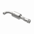 MagnaFlow 15-17 Ford F-150 XL V6 3.5L Direct Fit OEM Grade Federal Catalytic Converter for offroad performance upgrades.