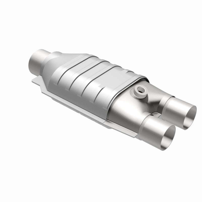 MagnaFlow Conv Univ 2/2.5 D/S Single O2 FED catalytic converter