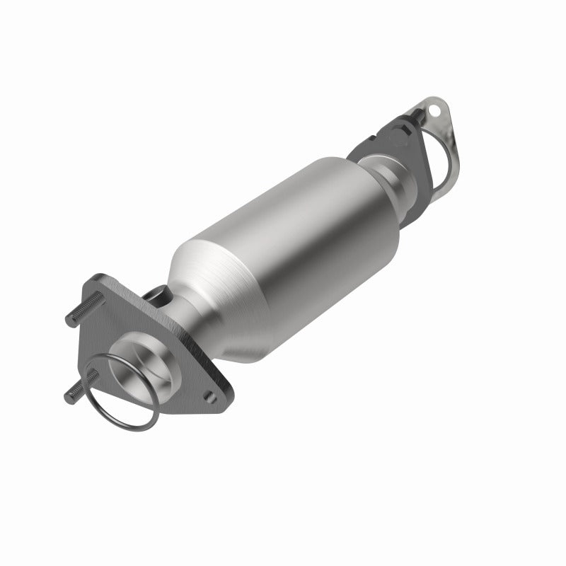 MagnaFlow Conv DF 05-15 Nissan Xterra V6 4.0L catalytic converter for offroad performance upgrades.