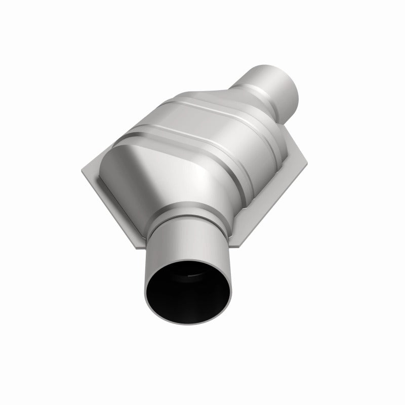 MagnaFlow Conv Univ 2.5 Angled Inlet Catalytic Converter
