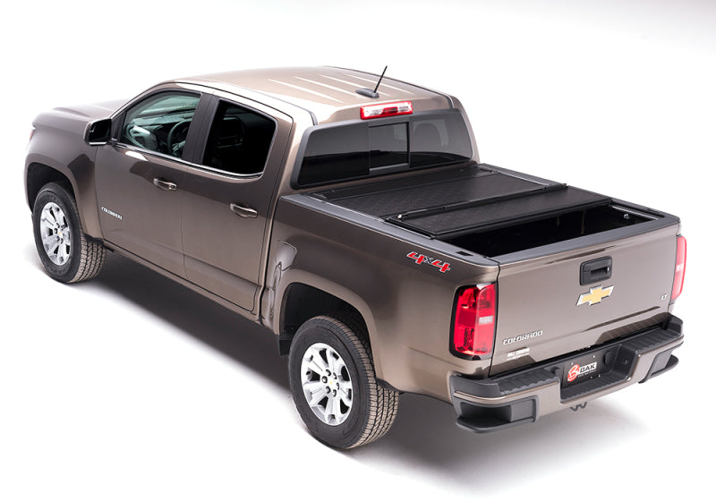 BAK 15-20 Chevy Colorado/GMC Canyon 5ft Bed BAKFlip G2 on truck