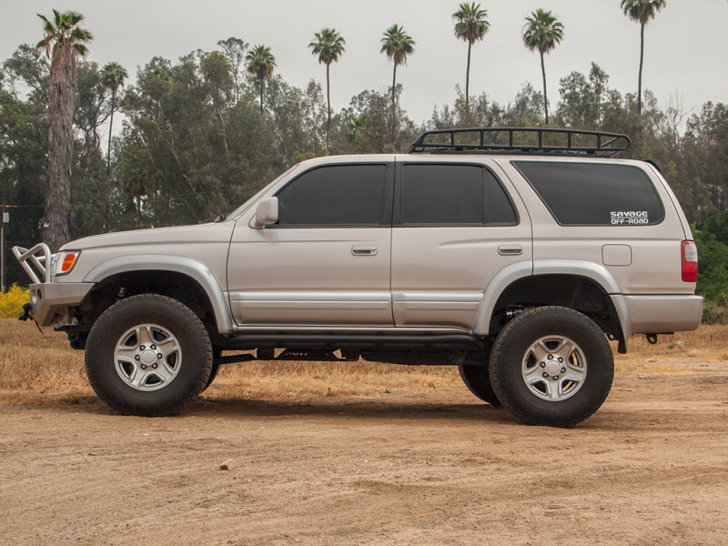 ICON 96-02 Toyota 4Runner 1in Rear Coil Spring Kit on 4x4