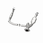MagnaFlow Conv DF 07-08 Escalade 6.2 Driver Side OEM for offroad performance upgrades